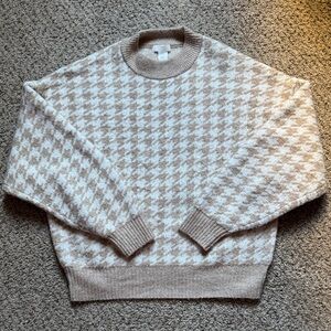 H&M Houndstooth Pullover Sweater